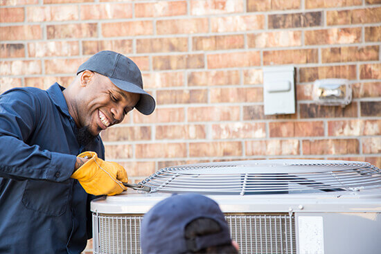 3 Reasons to Let a Professional Fix Your AC